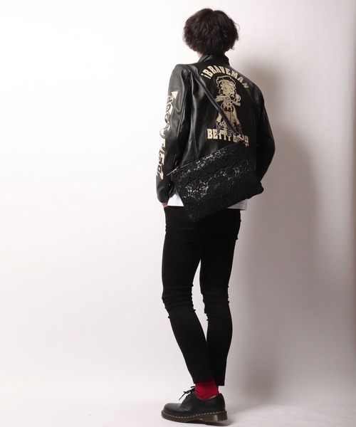 BLACK JACKALL CROWN(ブラックジャッカルクラウン)の「BLACK JACKALL CROWN レース 2WAY クラッチバッグ スクエアショルダー(クラッチバッグ・レディース・ブラック・FREE)」の4枚目の写真