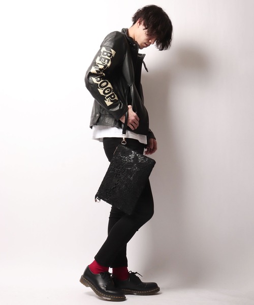 BLACK JACKALL CROWN(ブラックジャッカルクラウン)の「BLACK JACKALL CROWN レース 2WAY クラッチバッグ スクエアショルダー(クラッチバッグ・レディース・ブラック・FREE)」の2枚目の写真
