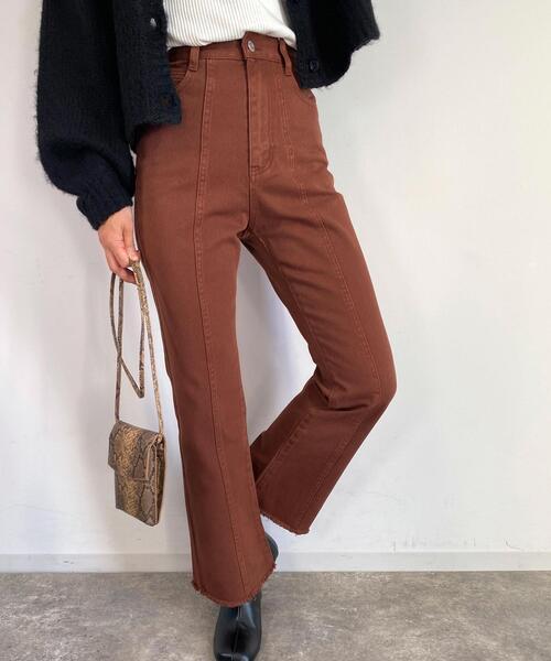 MLI'A（エムリア）の「デニム／フレアパンツ／A（デニムパンツ・レディース・グレー/ブラック/インディゴブルー/ブラウン/ブルー系その他/ブルー系その他5・M/S）」の4枚目の写真