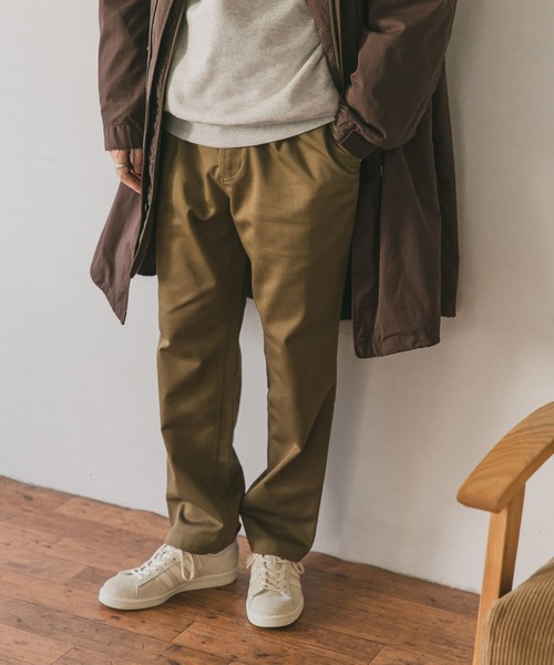 URBAN RESEARCH DOORS(アーバンリサーチドアーズ)の「裏起毛 EasyTuckTrouser(その他パンツ・メンズ・ブラック/ネイビー/ベージュ系その他/レッド系その他・40/38)」の1枚目の写真