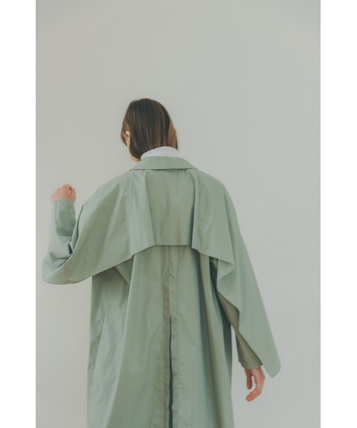 CLANE（クラネ）の「BACK FRILL SINGLE  COAT（トレンチコート・レディース・ミント/アイボリー・2/1）」の6枚目の写真