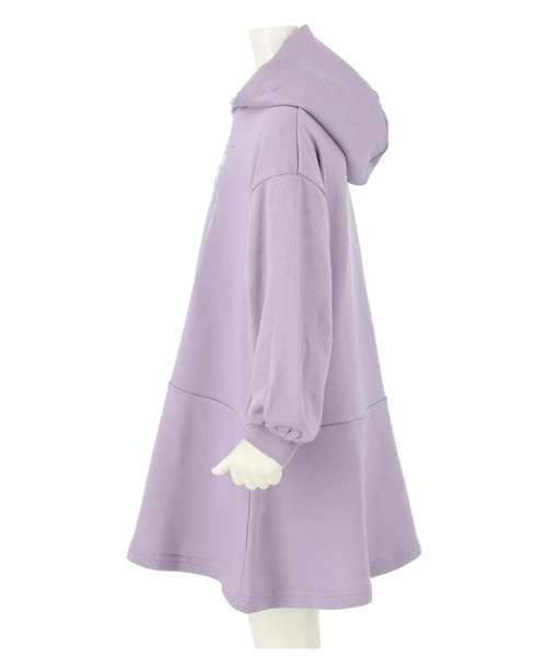 ANAP kids(アナップキッズ)の「ミニ裏毛フレアワンピース(ワンピース・キッズ・ラベンダー/オフホワイト/サックスブルー・110cm/120cm/130cm)」の6枚目の写真
