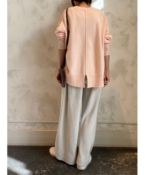 BEARDSLEY（ビアズリー）の「Vネックニット（ニット/セーター・レディース・ピンク/グリーン・FREE）」の5枚目の写真