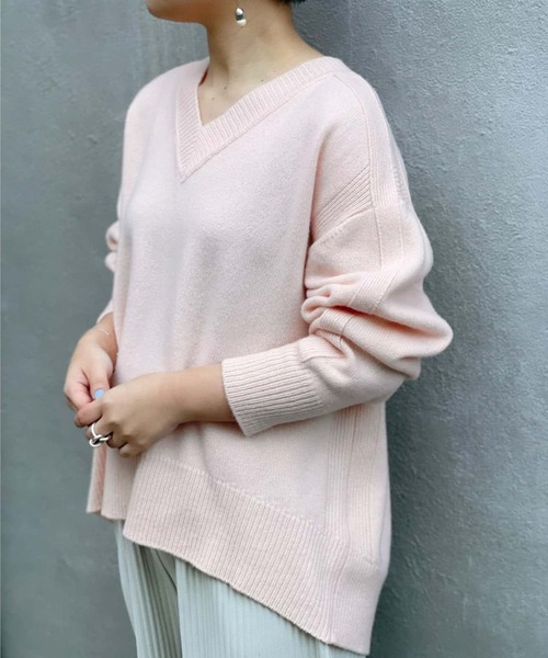 BEARDSLEY（ビアズリー）の「Vネックニット（ニット/セーター・レディース・ピンク/グリーン・FREE）」の8枚目の写真