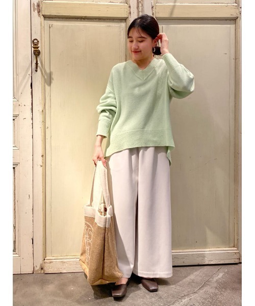 BEARDSLEY（ビアズリー）の「Vネックニット（ニット/セーター・レディース・ピンク/グリーン・FREE）」の10枚目の写真