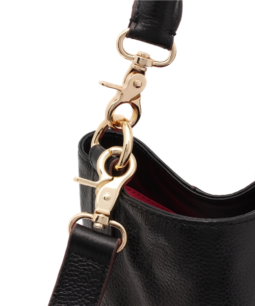 ROSE BUD COUPLES (ローズ バッド カップルズ)の「R-1945 FRONT ZIP PKT LARGE SQUARE BAG(ショルダーバッグ・レディース・ブラック/オレンジ/グリーン・ONE SIZE)」の5枚目の写真