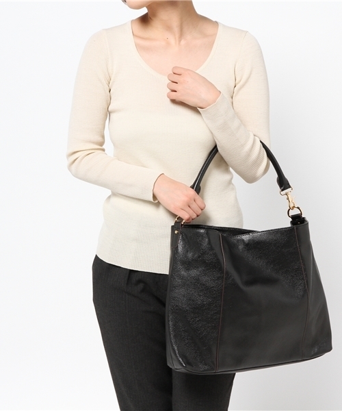 ROSE BUD COUPLES (ローズ バッド カップルズ)の「R-1945 FRONT ZIP PKT LARGE SQUARE BAG(ショルダーバッグ・レディース・ブラック/オレンジ/グリーン・ONE SIZE)」の13枚目の写真