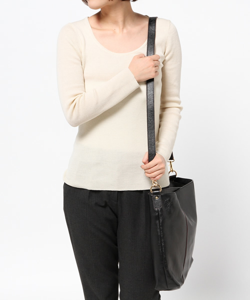 ROSE BUD COUPLES (ローズ バッド カップルズ)の「R-1945 FRONT ZIP PKT LARGE SQUARE BAG(ショルダーバッグ・レディース・ブラック/オレンジ/グリーン・ONE SIZE)」の15枚目の写真