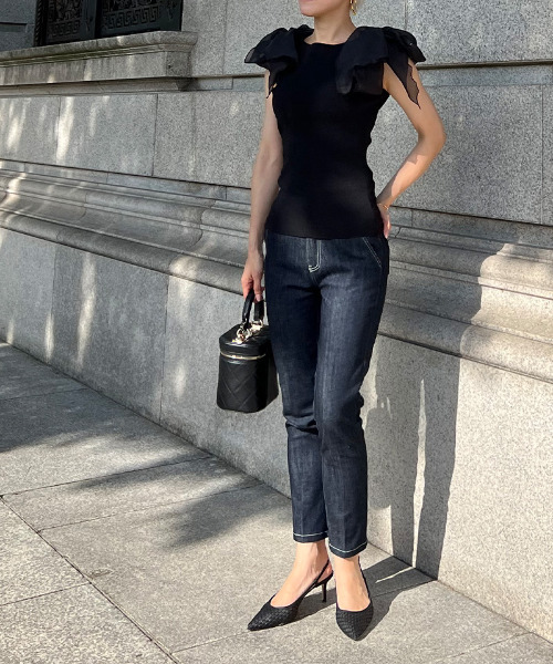 JENNE(ジェンヌ)の「リボン付き 2wayノースリーブニット(ニット/セーター・レディース・ブラック/ホワイト・SMALL/LARGE/MEDIUM)」の7枚目の写真