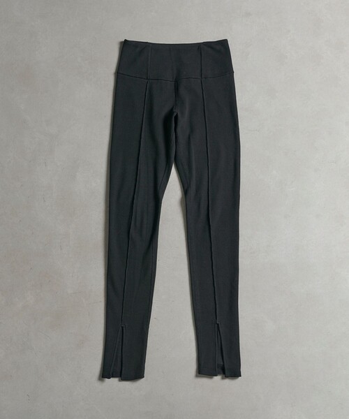 美品 TW YOGA leggings 黒 M ヨガウェア スパッツ 亘つぐみ TW（トゥ） ｜スタイリスト亘つぐみがプロデュースするボディスーツ