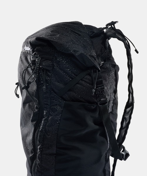 Matador（マタドール）の「Matador/マタドール Freerain22 Waterproof Packable Backpack/フリーレイン22（バックパック/リュック・メンズ・ブラック・FREE）」の5枚目の写真