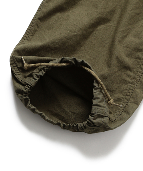 BEAMS PLUS(ビームスプラス)の「BEAMS PLUS / リップストップ ミリタリー6P パンツ(カーゴパンツ・メンズ・オリーブ・SMALL/MEDIUM/LARGE/X-LARGE)」の12枚目の写真