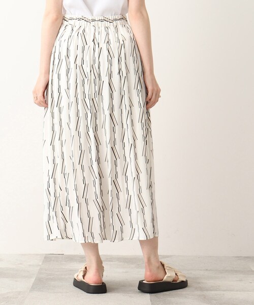 DRESKIP(ドレスキップ)の「◆【洗える】サテンギャザースカート(スカート・レディース・カーキ/ネイビー/レモンイエロー/ホワイト系3/グレー系その他/ホワイト系8・04/02/03)」の7枚目の写真