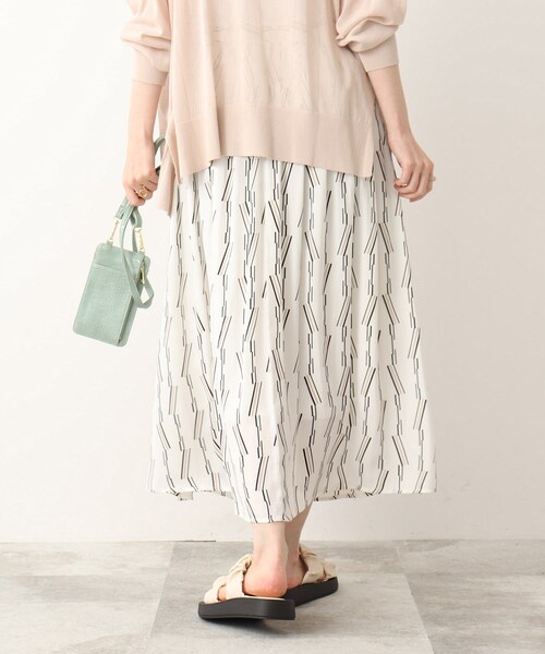 DRESKIP(ドレスキップ)の「◆【洗える】サテンギャザースカート(スカート・レディース・カーキ/ネイビー/レモンイエロー/ホワイト系3/グレー系その他/ホワイト系8・04/02/03)」の19枚目の写真