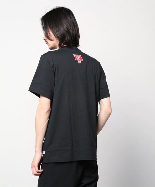 Reebok（リーボック）の「ブラックアイパッチ ショートスリーブ Tシャツ / BlackEye Patch Short Sleeve T-Shirt /（Tシャツ/カットソー・メンズ・ホワイト/ブラック・LARGE/SMALL/MEDIUM/XXX-LARGE/X-SMALL/XX-LARGE/X-LARGE）」の10枚目の写真