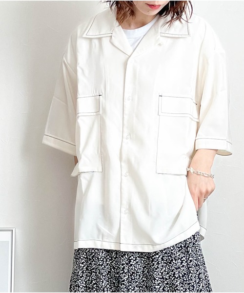 Anytime Songs（エニータイムソングス）の「ポリ無地 ビッグステッチングシャツ（シャツ/ブラウス・メンズ・ホワイト/ブラック/サックスブルー/グリーン/モカ/グレイッシュベージュ・MEDIUM/LARGE）」の2枚目の写真