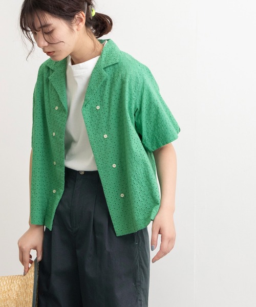 POU DOU DOU(プードゥドゥ)の「エンブロイダリー開襟シャツ(シャツ/ブラウス・レディース・ブラック/オフホワイト/グリーン・3)」の4枚目の写真