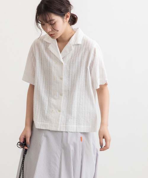 POU DOU DOU(プードゥドゥ)の「エンブロイダリー開襟シャツ(シャツ/ブラウス・レディース・ブラック/オフホワイト/グリーン・3)」の11枚目の写真