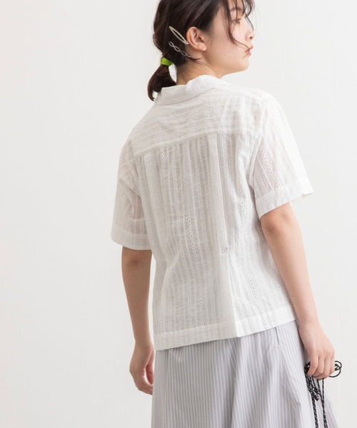 POU DOU DOU(プードゥドゥ)の「エンブロイダリー開襟シャツ(シャツ/ブラウス・レディース・ブラック/オフホワイト/グリーン・3)」の13枚目の写真