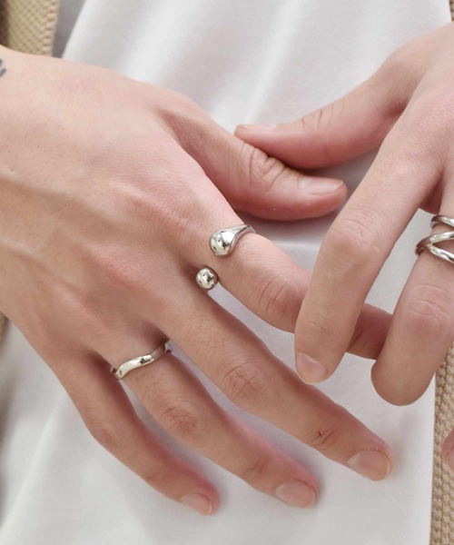 LHME（エルエイチエムイー）の「LHME プランプドロップリング/サージカルステンレス316L（金属アレルギー対応）（リング・レディース・シルバー/ゴールド・9号/11号/13号/15号）」の15枚目の写真