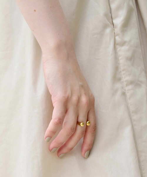 LHME（エルエイチエムイー）の「LHME プランプドロップリング/サージカルステンレス316L（金属アレルギー対応）（リング・レディース・シルバー/ゴールド・9号/11号/13号/15号）」の20枚目の写真