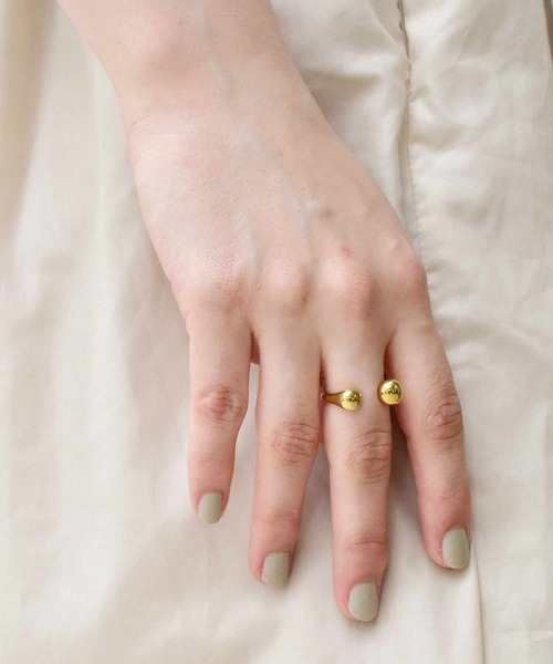 LHME（エルエイチエムイー）の「LHME プランプドロップリング/サージカルステンレス316L（金属アレルギー対応）（リング・レディース・シルバー/ゴールド・9号/11号/13号/15号）」の16枚目の写真