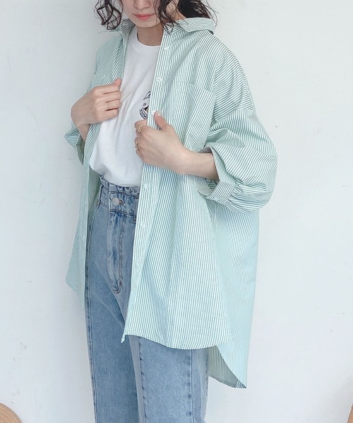 AS KNOW AS plus（アズノゥアズプラス）の「●Wポケットシンプル5分袖シャツ（シャツ/ブラウス・レディース・オフホワイト/グリーン系その他/ブルー系その他/ピンク系その他・FREE）」の2枚目の写真