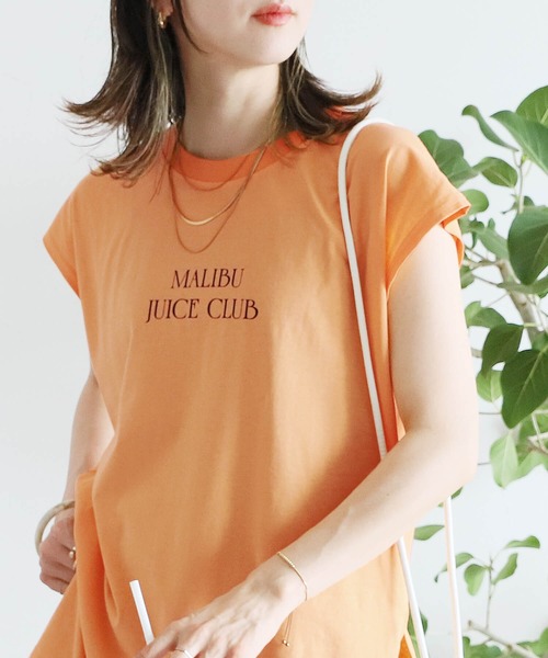reca（レカ）の「フレンチスリーブチビロゴTシャツ（Tシャツ/カットソー・レディース・ブラック/オフホワイト/オレンジ/グリーン・FREE）」の4枚目の写真