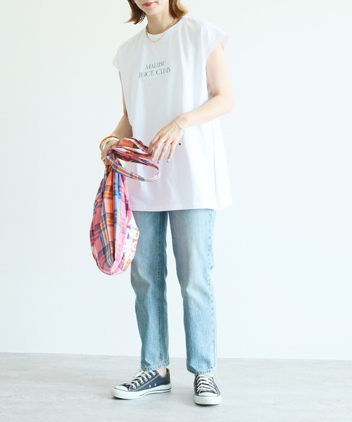 reca（レカ）の「フレンチスリーブチビロゴTシャツ（Tシャツ/カットソー・レディース・ブラック/オフホワイト/オレンジ/グリーン・FREE）」の7枚目の写真