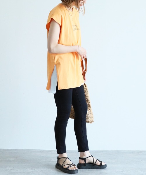 reca（レカ）の「フレンチスリーブチビロゴTシャツ（Tシャツ/カットソー・レディース・ブラック/オフホワイト/オレンジ/グリーン・FREE）」の16枚目の写真