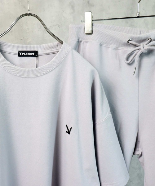 PLAYBOY（プレイボーイ）の「PLAYBOY ワンポイントロゴ刺繍Tシャツ ハーフパンツ セットアップ（Tシャツ/カットソー・メンズ・ブラック/グレー・M/L/XL）」の3枚目の写真