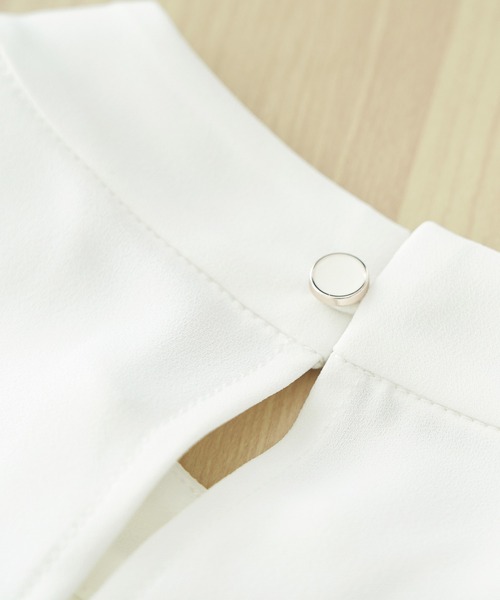 ROPE' PICNIC(ロペピクニック)の「2WAY/ボウタイブラウス(シャツ/ブラウス・レディース・ホワイト/チャコールグレー/ラベンダー/ベージュ系その他・40/38)」の9枚目の写真