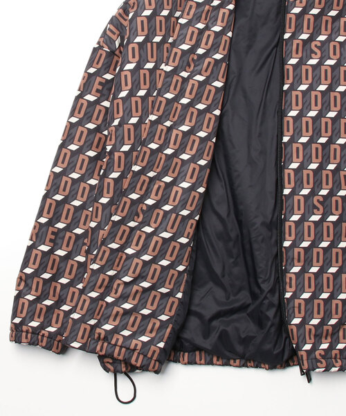 DSQUARED2(ディースクエアード)の「SPORTS JACKETS /D2 MONOGRM BOMBER /0212(ナイロンジャケット・メンズ・グリーン系その他・S/XS/M)」の3枚目の写真