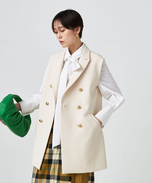 NOLLEY'S Sophi（ノーリーズソフィ）の「トリプルクロスメタル釦