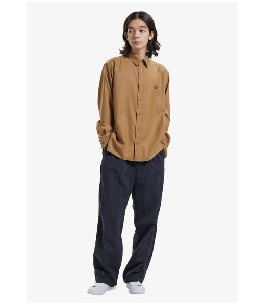 FRED PERRY（フレッドペリー）の「Mix Panneled Shirt（シャツ/ブラウス・メンズ・ブラック/ベージュ・S/L/M）」の19枚目の写真