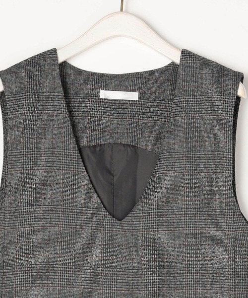 NICOLE white(ニコルホワイト)の「サイドベルトチェックワンピース(ジャンパースカート・レディース・ブラウン/チャコール・FREE)」の4枚目の写真