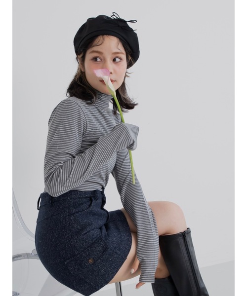 JUMELLE(ジュメロ)の「【極暖】ボーダーフィンガータートル | 真冬 防寒(Tシャツ/カットソー・レディース・アイボリー/ブラック/ホワイト/グレー・MEDIUM)」の4枚目の写真