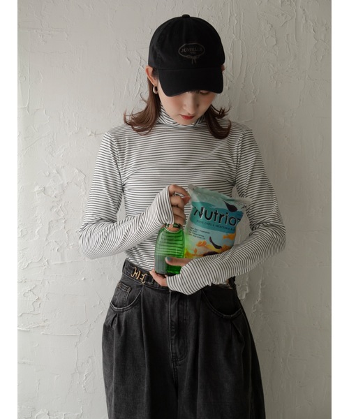 JUMELLE(ジュメロ)の「【極暖】ボーダーフィンガータートル | 真冬 防寒(Tシャツ/カットソー・レディース・アイボリー/ブラック/ホワイト/グレー・MEDIUM)」の20枚目の写真