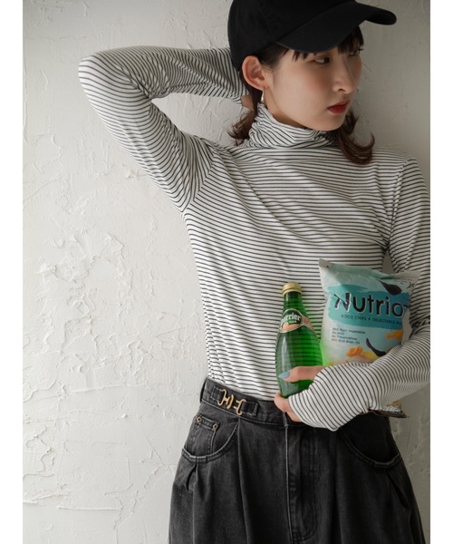 JUMELLE(ジュメロ)の「【極暖】ボーダーフィンガータートル | 真冬 防寒(Tシャツ/カットソー・レディース・アイボリー/ブラック/ホワイト/グレー・MEDIUM)」の21枚目の写真