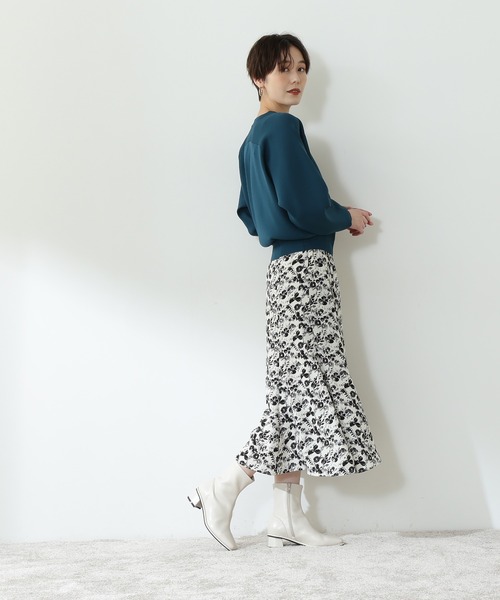 N.（N. Natural Beauty Basic）（エヌエヌナチュラルビューティーベーシック）の「【追加生産】◆ドットボタン総針フォルムカーディガン（カーディガン/ボレロ・レディース・ネイビー/ブルー/オフホワイト/ブラック/レッド・MEDIUM）」の20枚目の写真