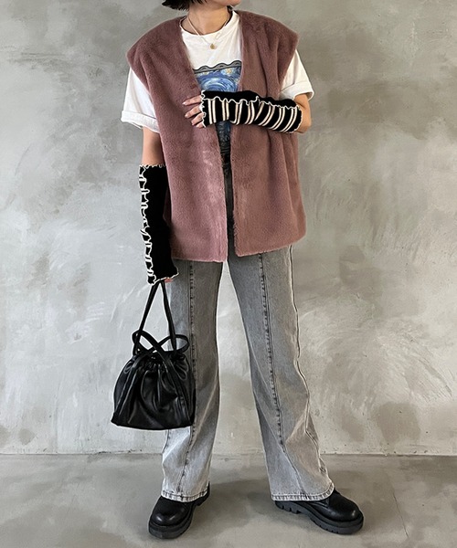 kutir（クティール）の「【新色追加】リメイクライクアームウォーマー（アームカバー・レディース・ブラック/ネイビー/ブラウン/オフホワイト・FREE）」の12枚目の写真