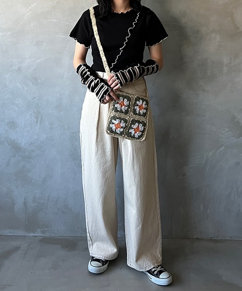 kutir（クティール）の「【新色追加】リメイクライクアームウォーマー（アームカバー・レディース・ブラック/ネイビー/ブラウン/オフホワイト・FREE）」の6枚目の写真