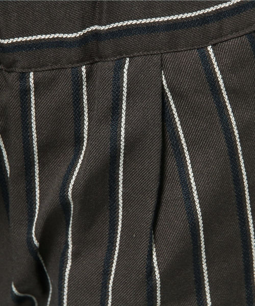 DISCOAT(ディスコート)の「【Discoat】レジメストライプテーパードパンツ(その他パンツ・レディース・アイボリー/チャコールグレー・MEDIUM/LARGE)」の11枚目の写真