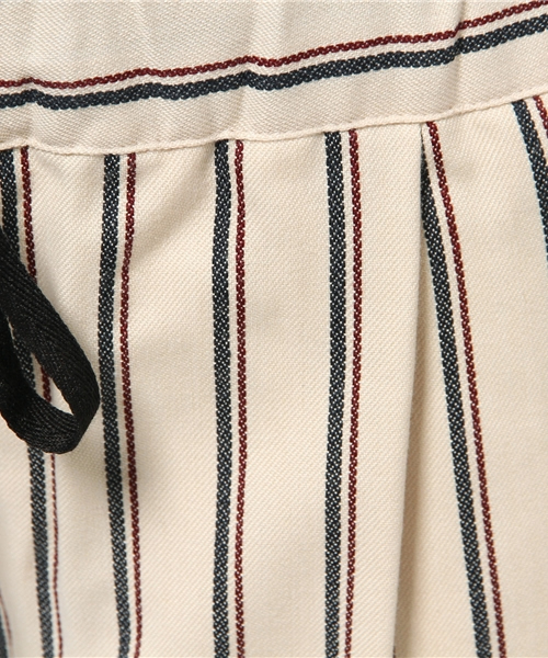 DISCOAT(ディスコート)の「【Discoat】レジメストライプテーパードパンツ(その他パンツ・レディース・アイボリー/チャコールグレー・MEDIUM/LARGE)」の12枚目の写真