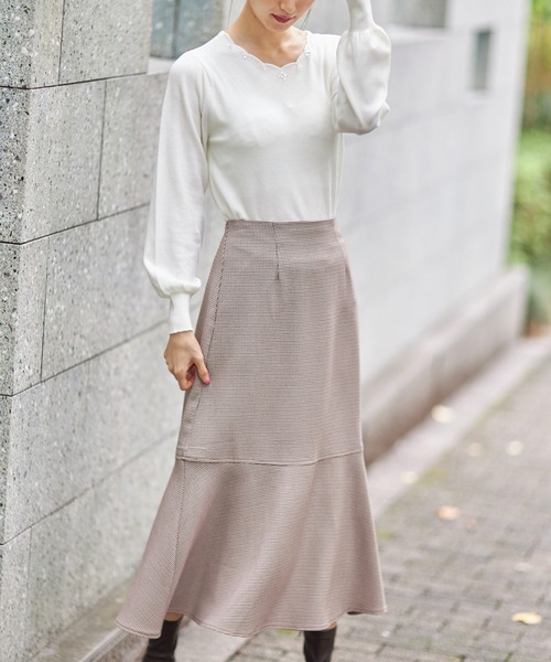 tocco closet(トッコ クローゼット)の「千鳥チェック柄マーメイドフレアスカート(スカート・レディース・ブラウン/ピンク・M)」の1枚目の写真
