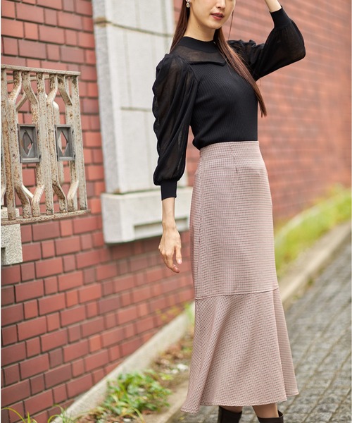 tocco closet(トッコ クローゼット)の「千鳥チェック柄マーメイドフレアスカート(スカート・レディース・ブラウン/ピンク・M)」の9枚目の写真