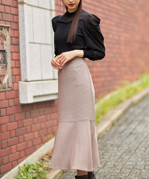 tocco closet(トッコ クローゼット)の「千鳥チェック柄マーメイドフレアスカート(スカート・レディース・ブラウン/ピンク・M)」の11枚目の写真