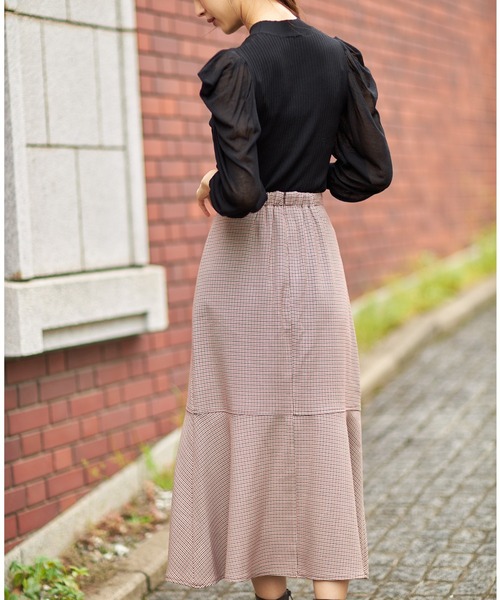tocco closet(トッコ クローゼット)の「千鳥チェック柄マーメイドフレアスカート(スカート・レディース・ブラウン/ピンク・M)」の13枚目の写真