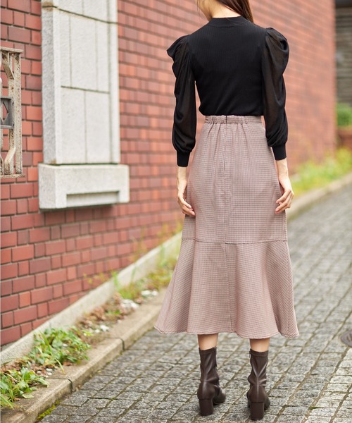tocco closet(トッコ クローゼット)の「千鳥チェック柄マーメイドフレアスカート(スカート・レディース・ブラウン/ピンク・M)」の12枚目の写真