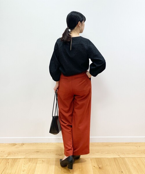 OPAQUE.CLIP(オペークドットクリップ)の「◆折り返しデザインワイドパンツ(その他パンツ・レディース・ダークオレンジ/グレー/ブラック・36/38)」の19枚目の写真
